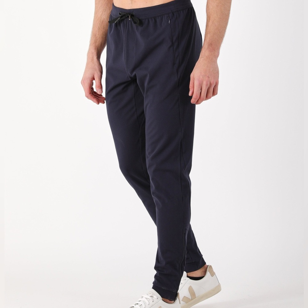 Glyder Turf  Men’s Jogger in Color Basil XXL Never Worn